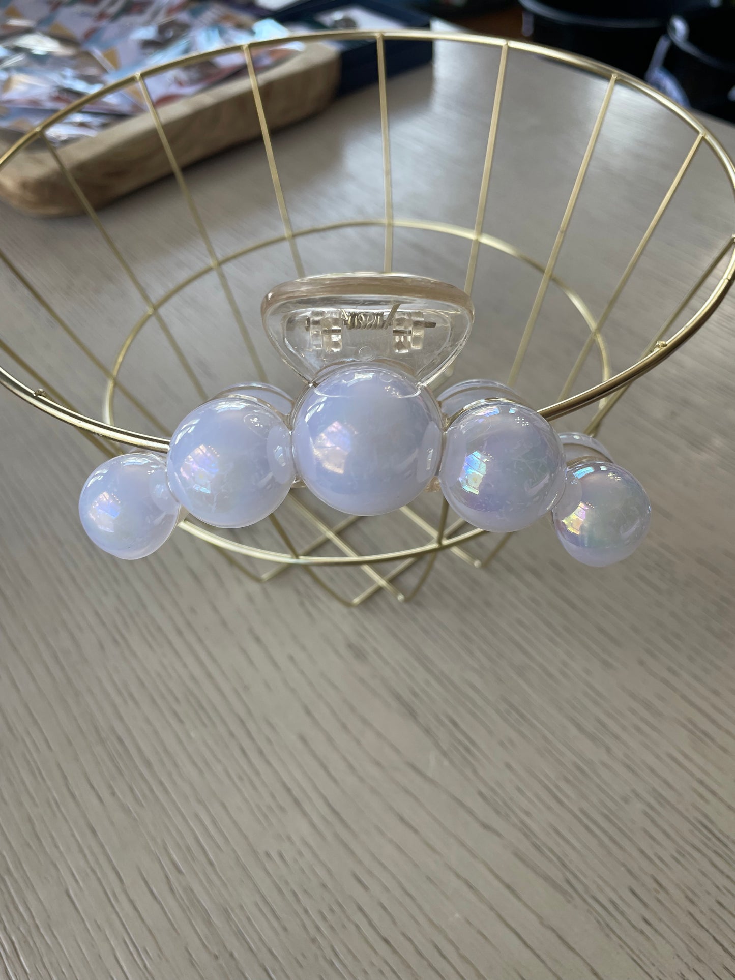 Pearl Claw Clip