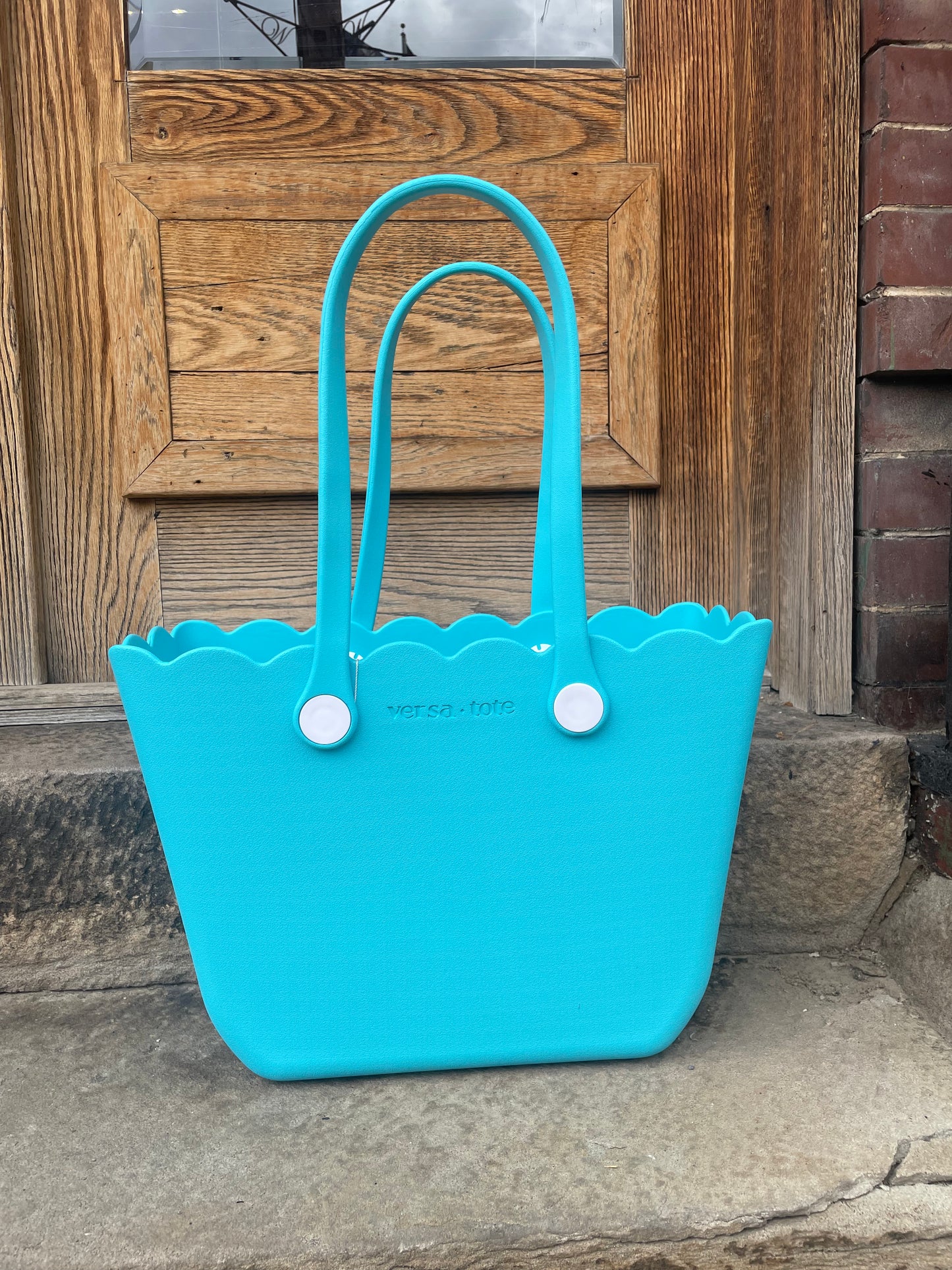 Scallop Beach Versa Tote