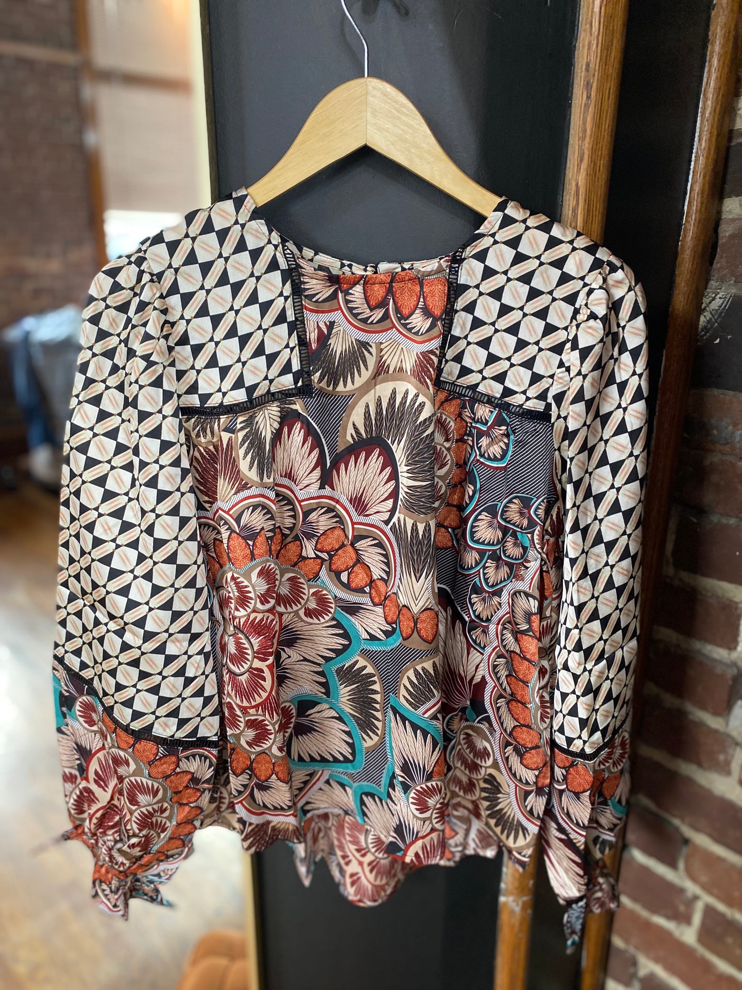 Take me to the Amazon Blouse