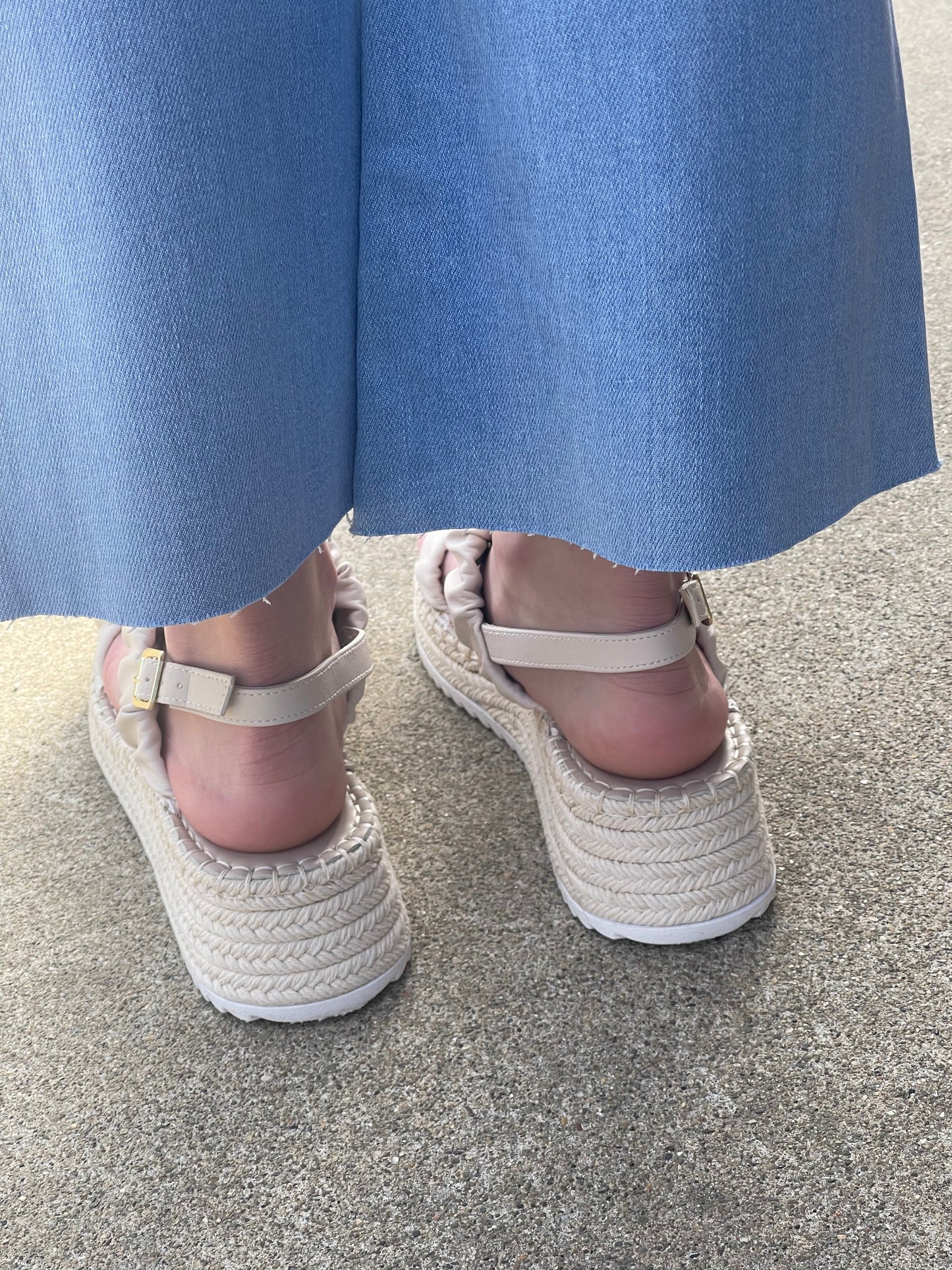 Scrunch Me Up Wedge Sandals