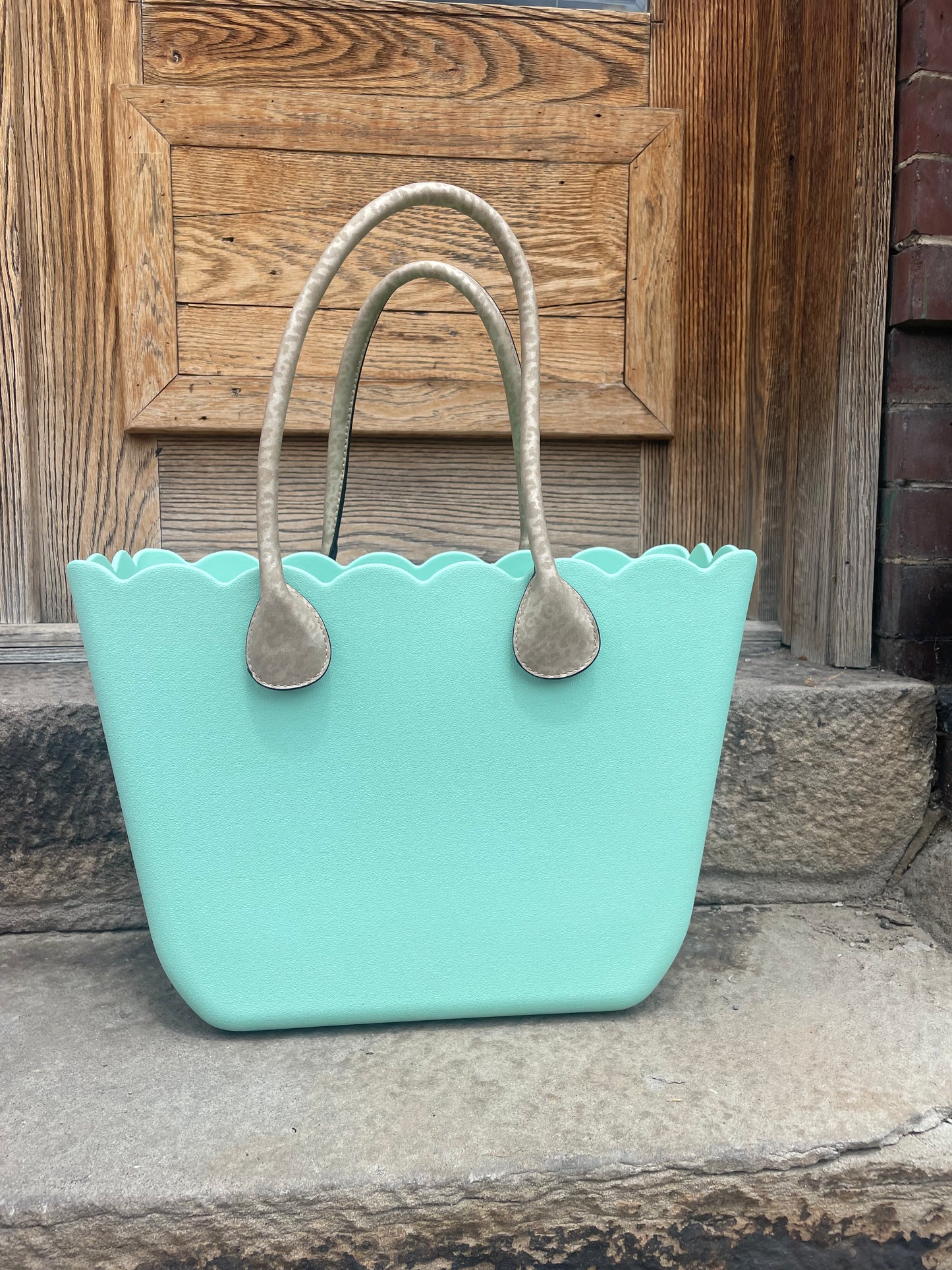 Versa Tote Interchangeable Straps