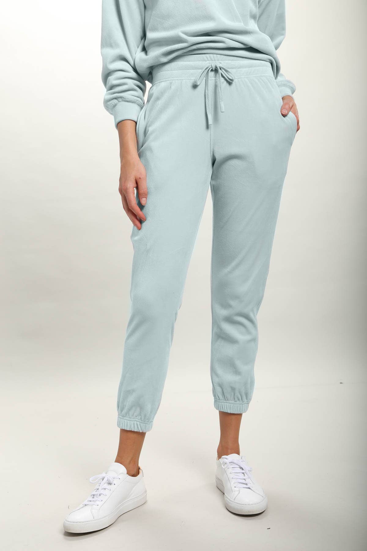 Drawstrigns Brushed Joggers With Drawstrings – 1842 Boutique