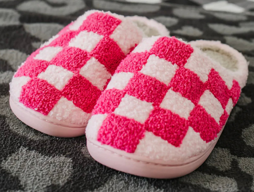 DOORBUSTER Checkered House Shoes